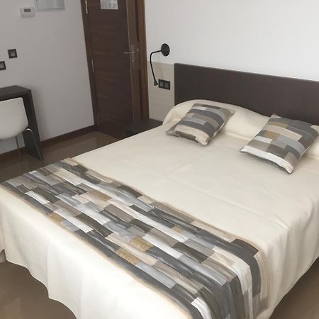Hotel Rural En El Camino Boadilla del Camino Bilik gambar