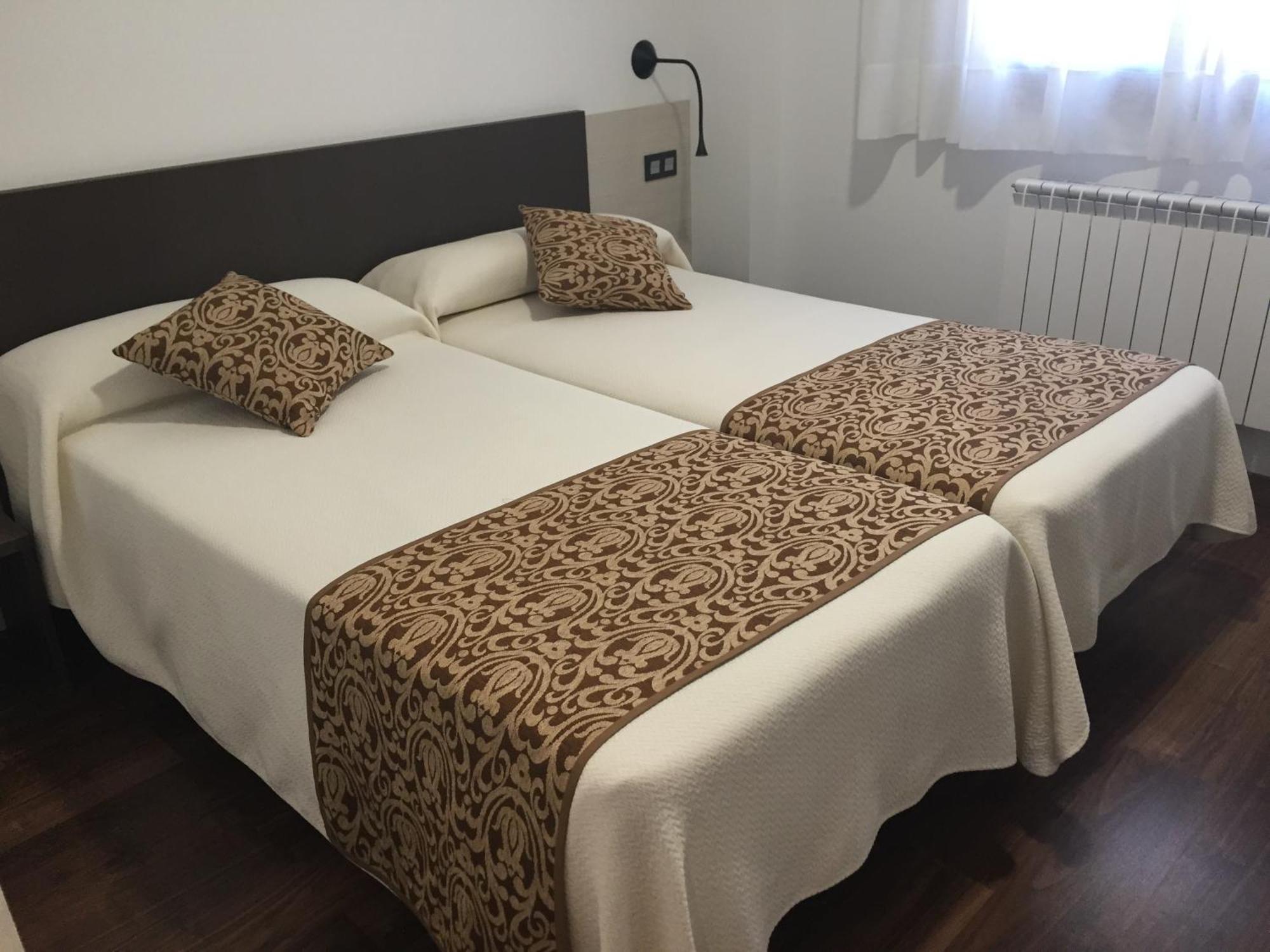 Hotel Rural En El Camino Boadilla del Camino Bilik gambar